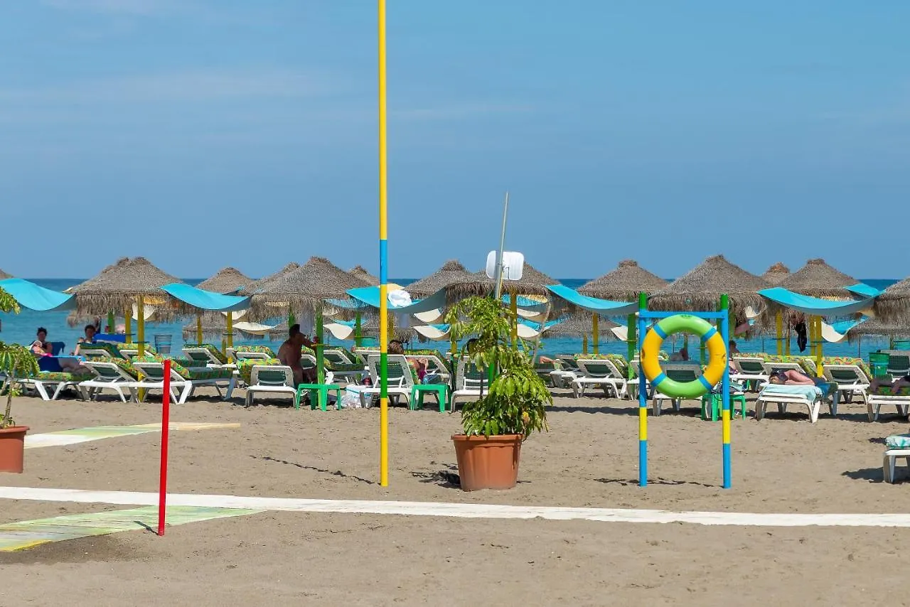 Homeforguest Bright Studio In La Carihuela Near The Beach Torremolinos Daire