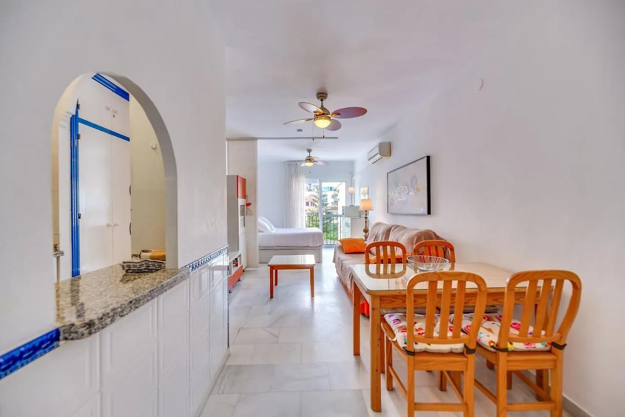 Apartamento Homeforguest Bright Studio In La Carihuela Near The Beach Torremolinos