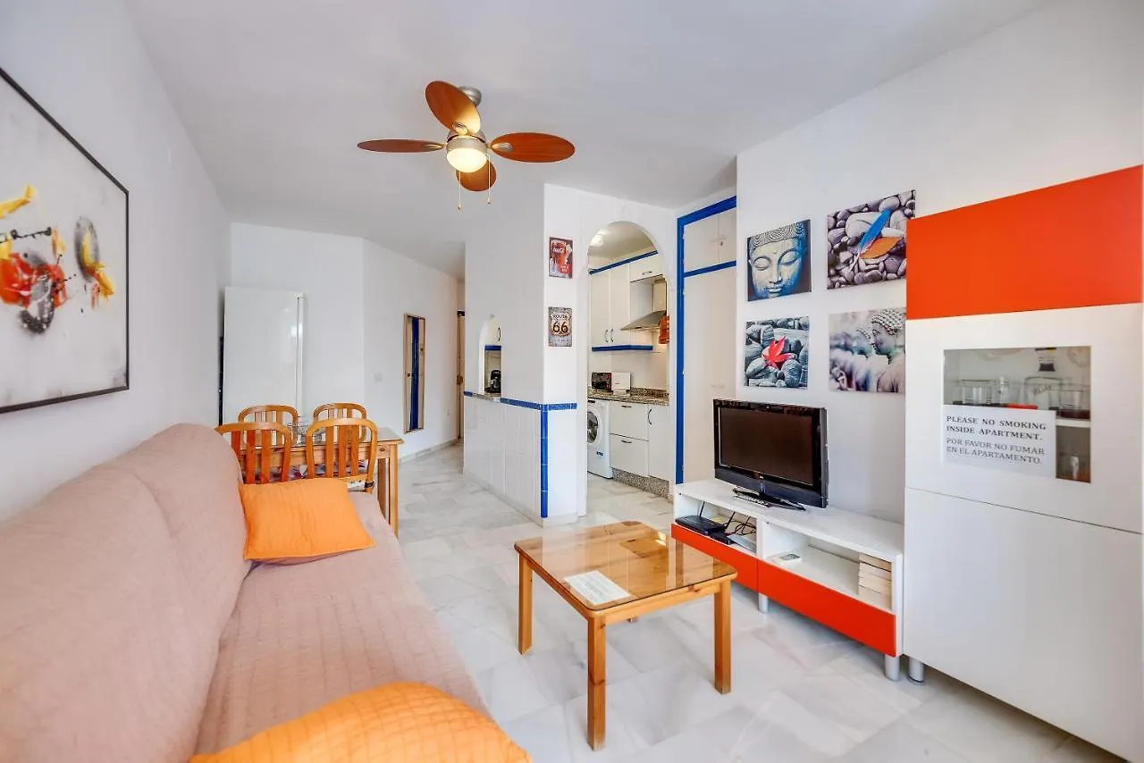 Apartamento Homeforguest Bright Studio In La Carihuela Near The Beach Torremolinos
